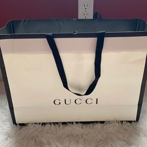 Large New Gucci Tote purse  Bag